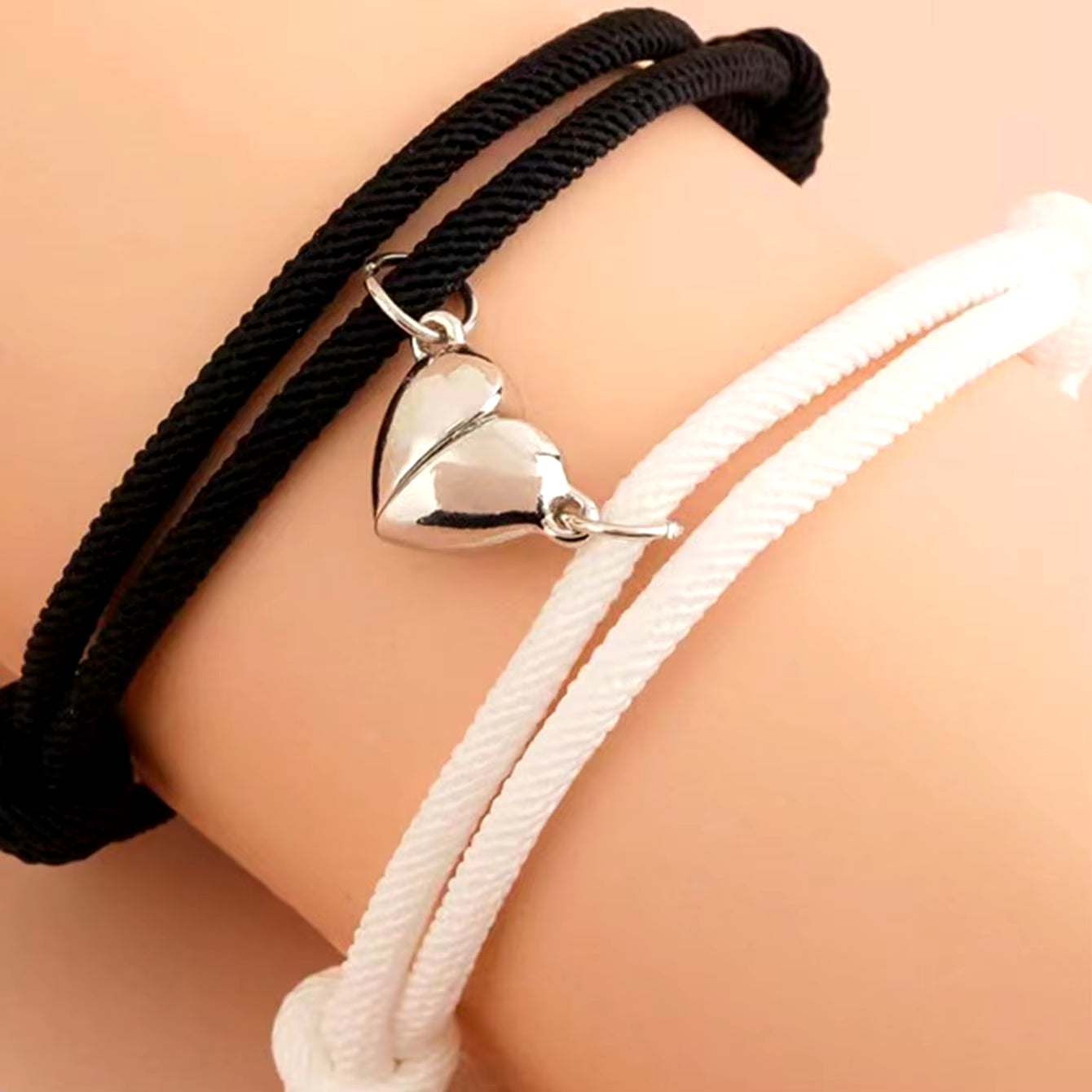 Magnetic Love™ Couple Bracelet Set – Braided Rope with Magnetic Connection