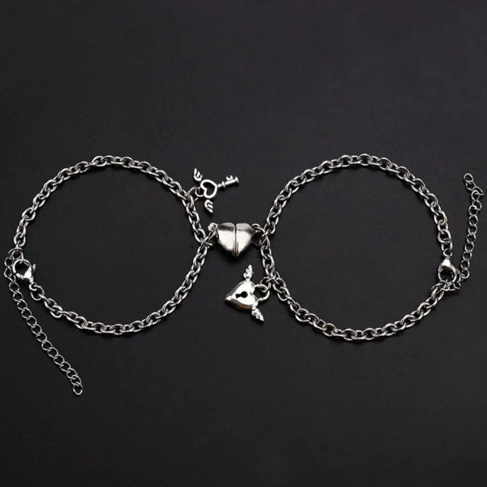 Magnetic Love™ Couple Bracelet Set – Heart Charm with Stainless Steel Magnetic Connection