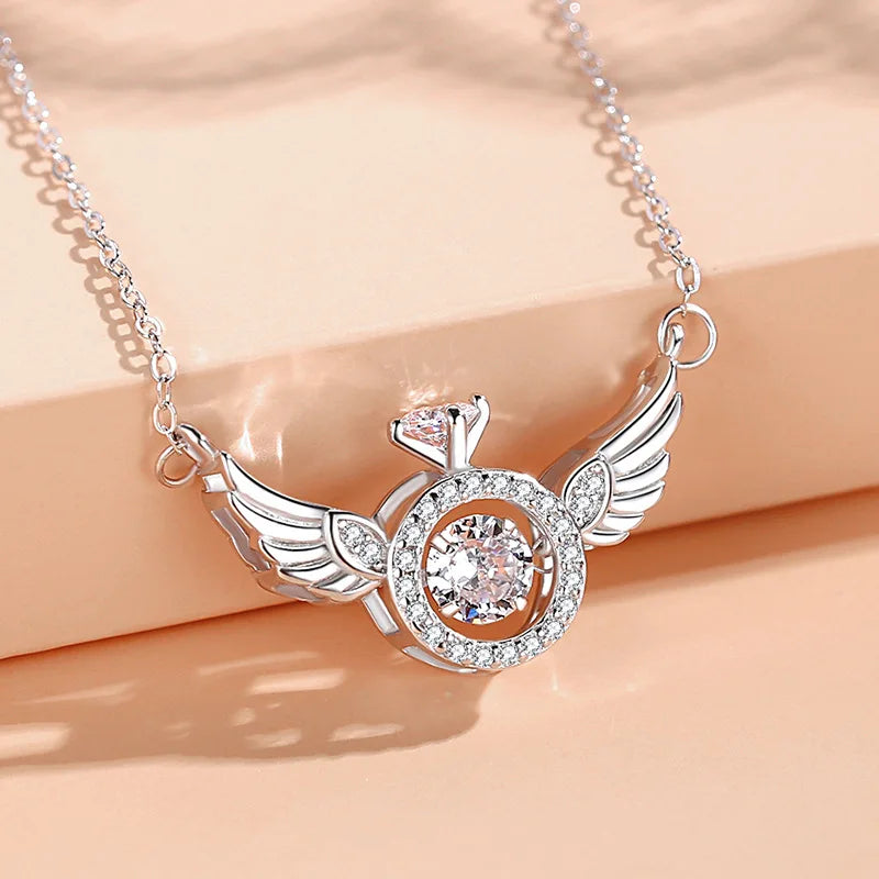 The Heart-Beating Clavicle Chain with Smart Angel Wings – Elegant Light Luxury Niche Design Gift