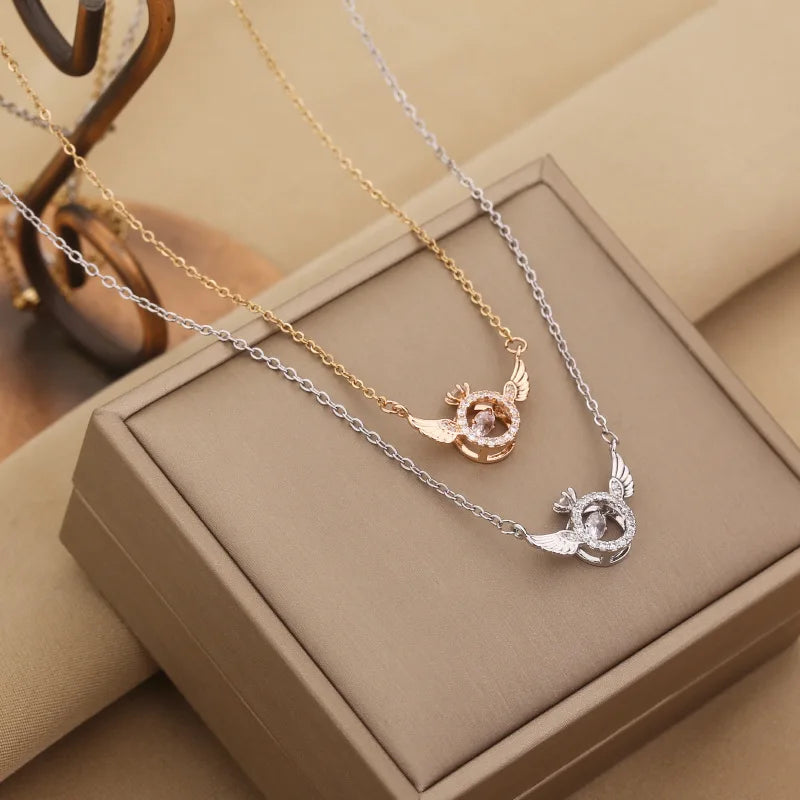 The Heart-Beating Clavicle Chain with Smart Angel Wings – Elegant Light Luxury Niche Design Gift